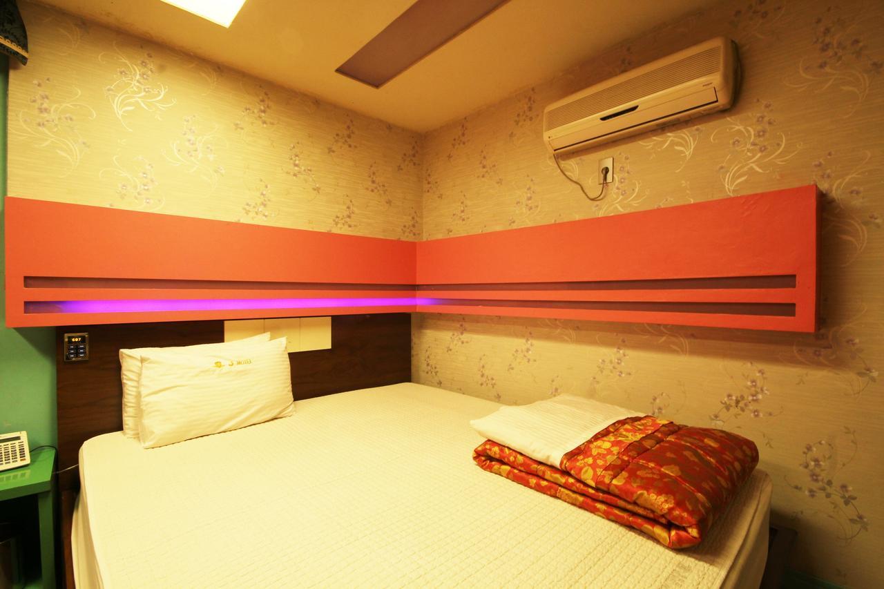 Sasang J Motel Exterior foto